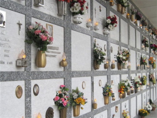 Concessione  nuove cellette ossario nel Cimitero Comunale